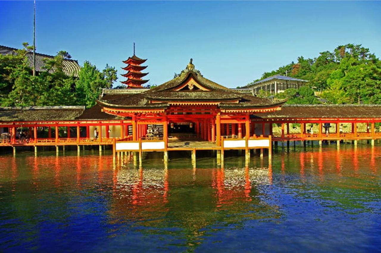 Miyajima Shiro Hotel Itsukushima Exterior photo