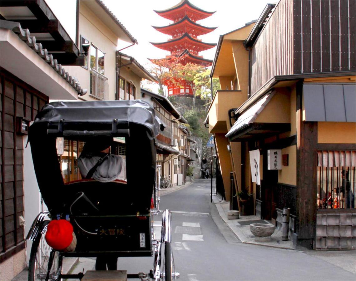 Miyajima Shiro Hotel Itsukushima Exterior photo